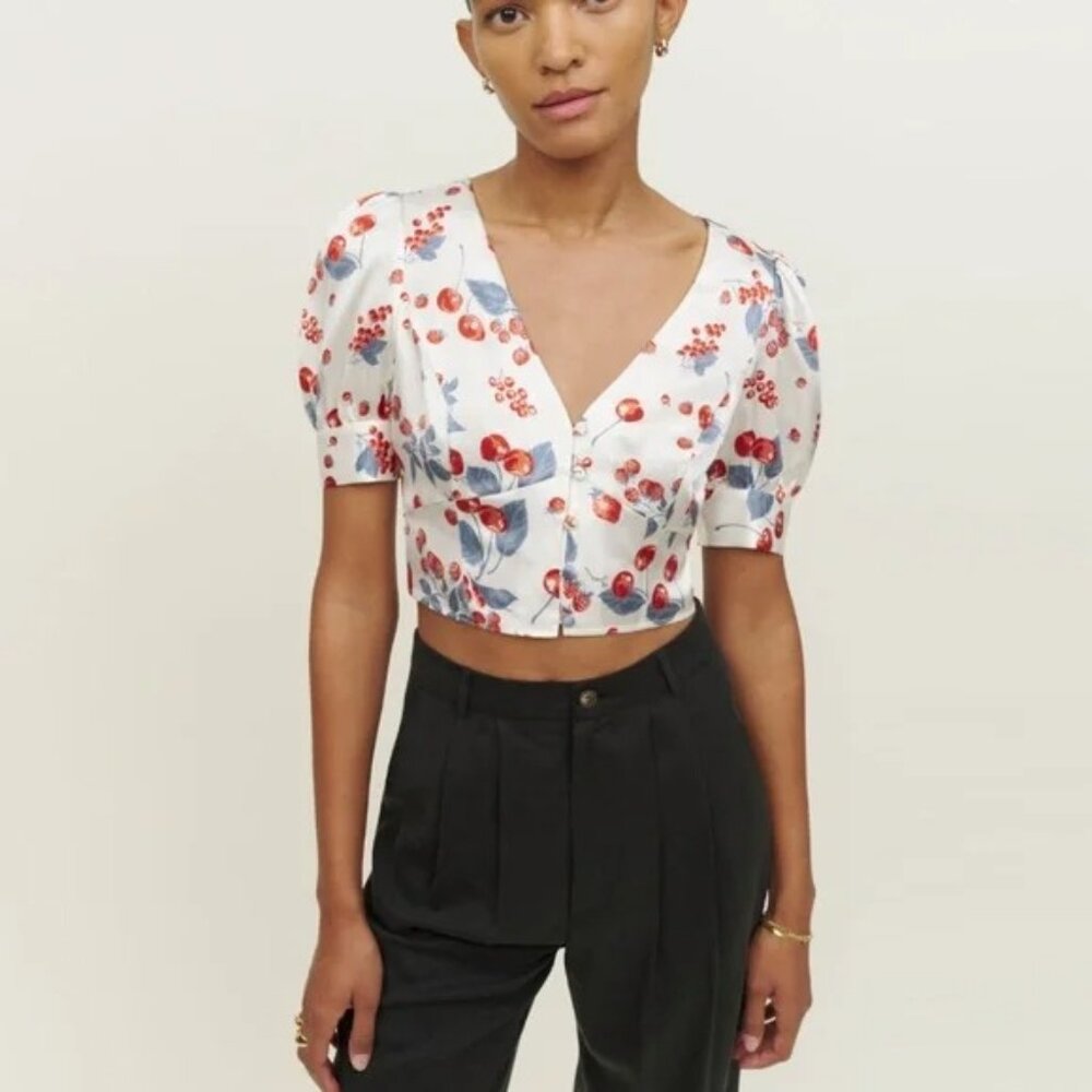 Reformation Mendez Top in Mixed Berry Size 6 NWT